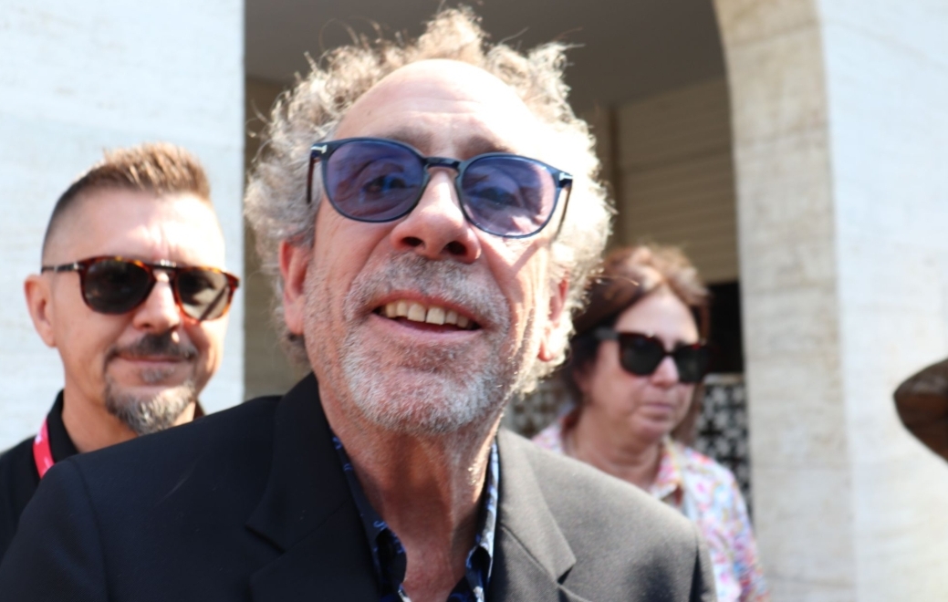 Beetlejuice Bettlejuice Tim Burton arriva a Venezia con il cast